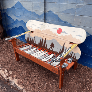 Earthtones Bigfoot/Sasquatch Mountain Stroll Snowboard Bench