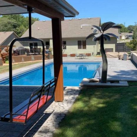 384A2BF2-3754-4DBB-92F5-7A0CB2F400FD-e1628972021581 Outdoor metal ski lift hanging bench