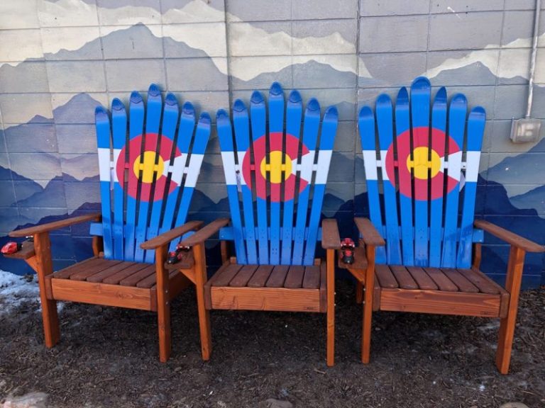 Colorado Flag Ski Chairs with Wood Arms and Seats – Set of 3