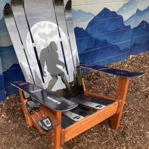 Moonlight sasquatch hybrid Adirondack ski/snowboard chair