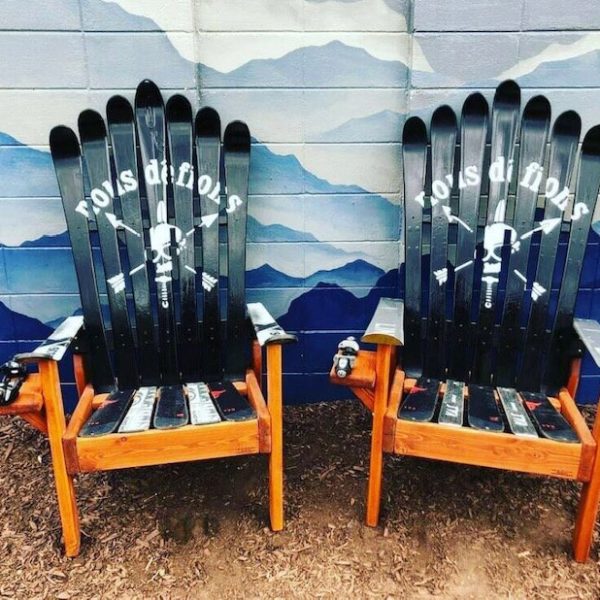 Handpainted black/green colorado ski chairs